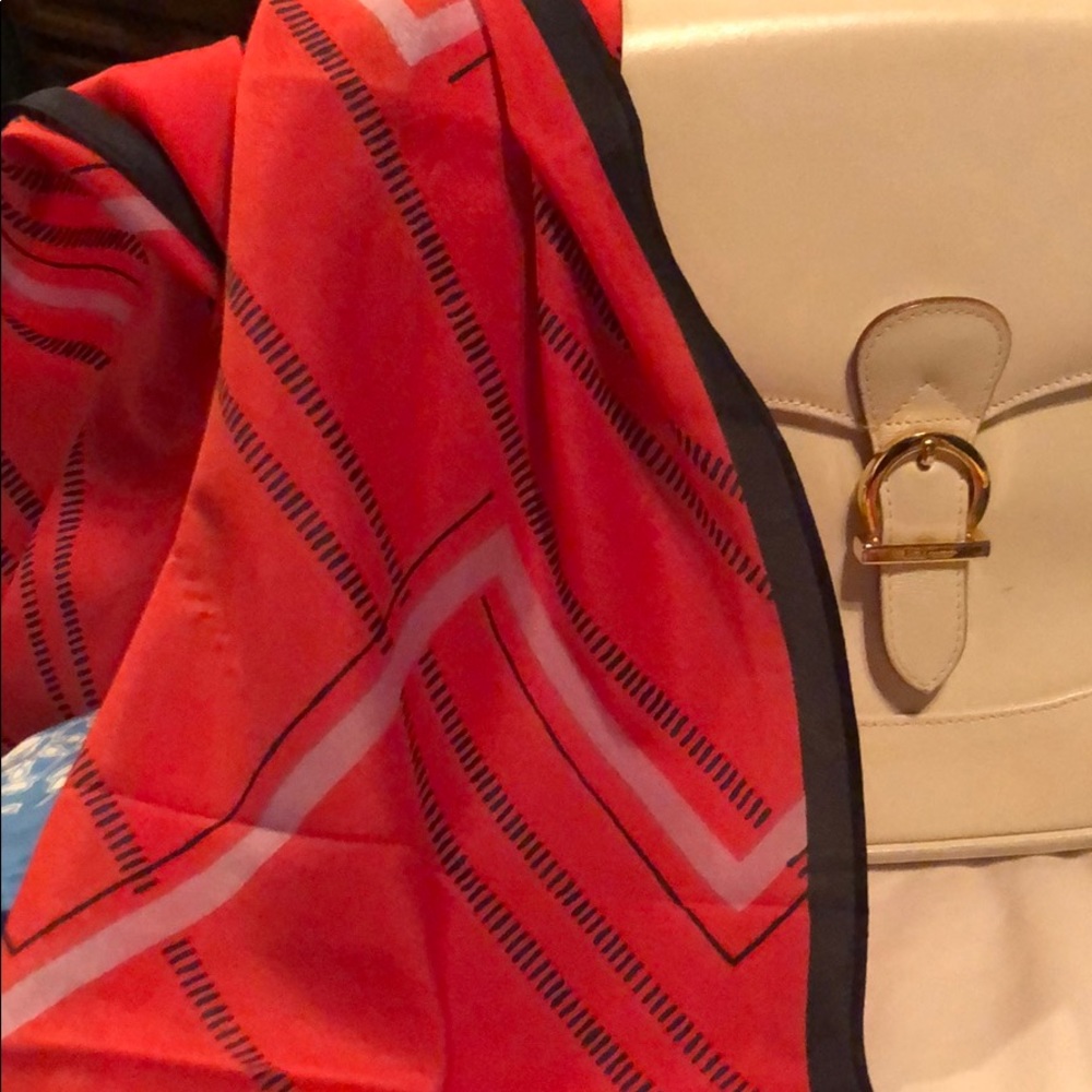 Carol Horn Scarf Red Black